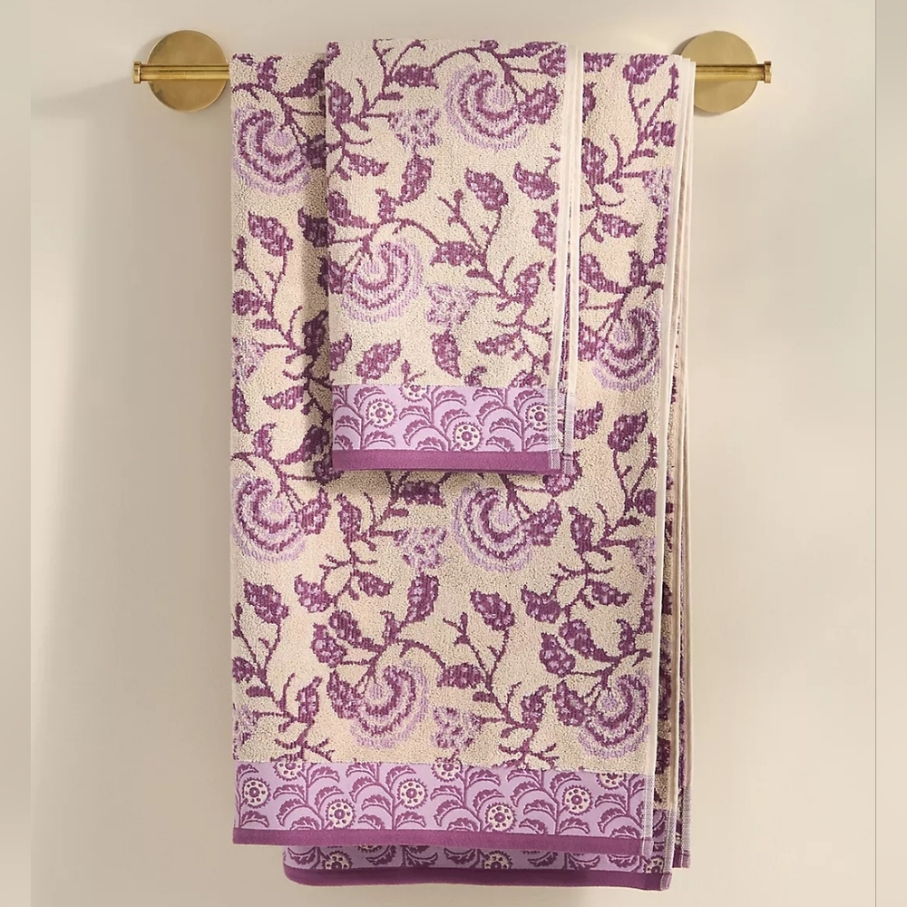 💰 SOLD 💰 Anthropologie Vivi Cotton Jacquard Terrycloth Bath Towel